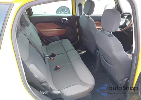 2014 Fiat 500L Trekking z USA, uszkodzony, nr VIN ZFBCFADH7EZ020527